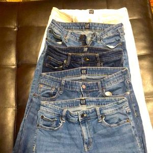 Gap jeans size 27.